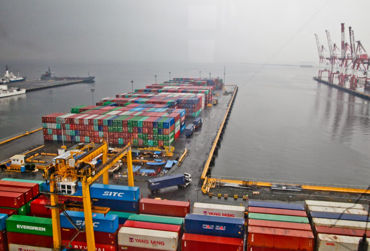 In a world that demands rapid delivery, smart containers could revolutionize the logistics industry by setting new standards.
