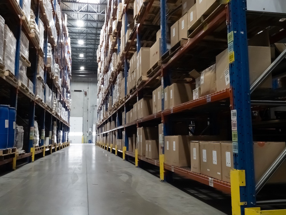 Canadian Alliance warehouse aisle for e-commerce clients